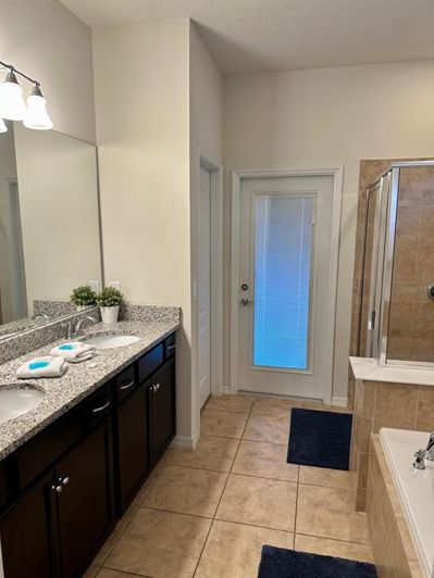 Image No.18-8 Bed House for sale