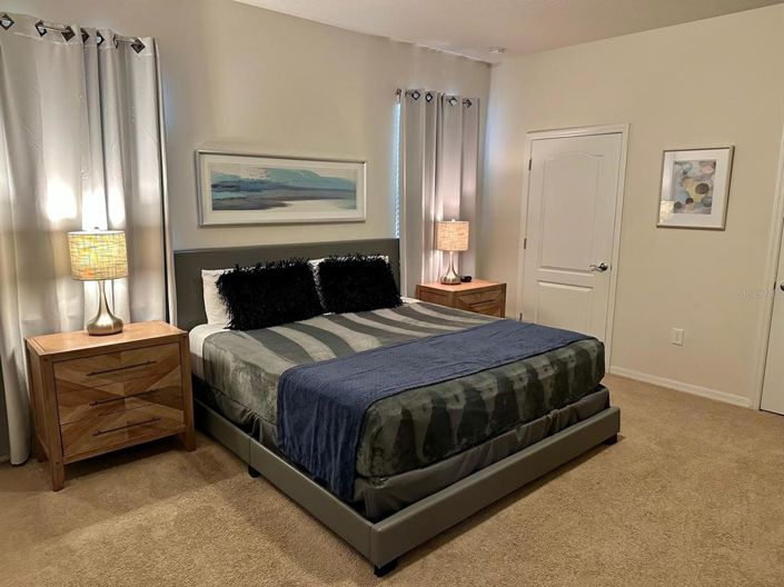 Image No.21-8 Bed House for sale