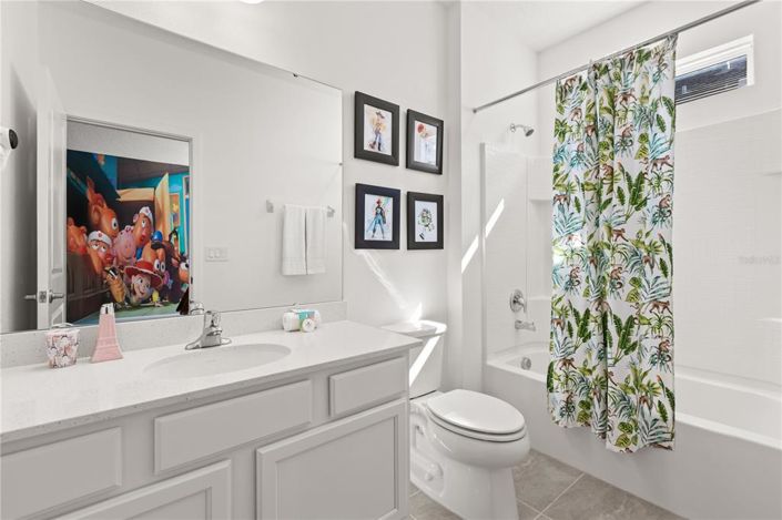 Image No.28-12 Bed House for sale