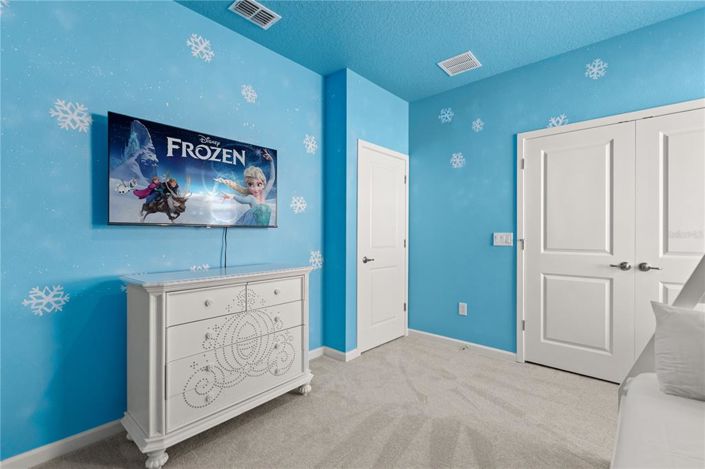 Image No.35-12 Bed House for sale