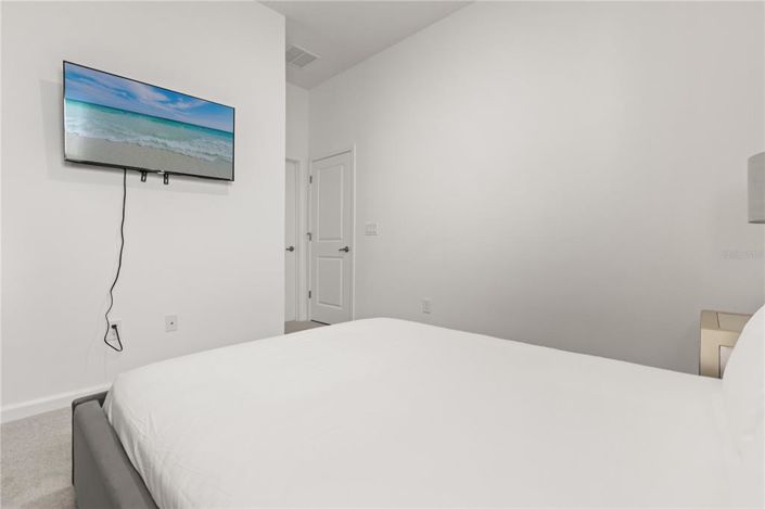 Image No.50-12 Bed House for sale