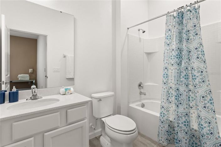 Image No.51-12 Bed House for sale