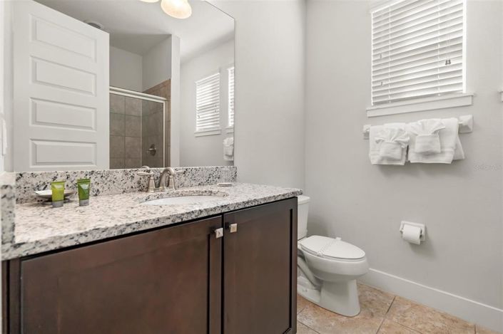 Image No.24-6 Bed House for sale