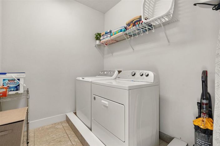 Image No.34-6 Bed House for sale