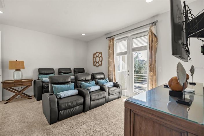 Image No.36-6 Bed House for sale