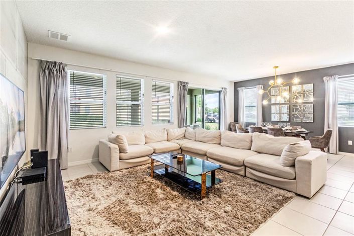 Image No.15-6 Bed House for sale