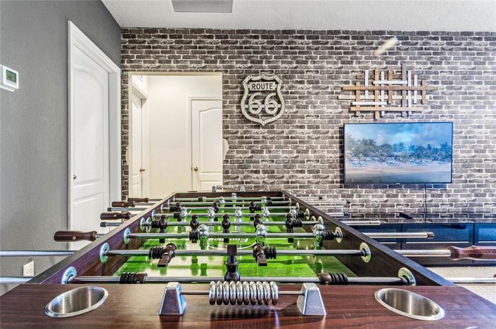 Image No.19-6 Bed House for sale