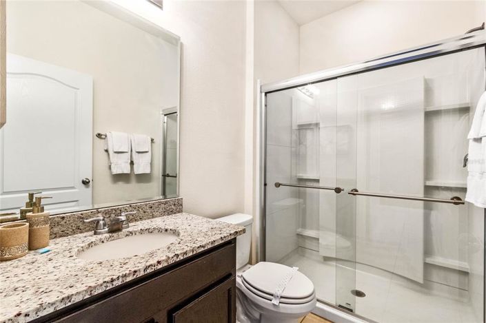 Image No.32-6 Bed House for sale