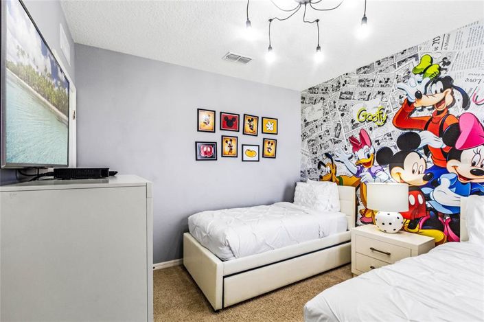 Image No.43-6 Bed House for sale