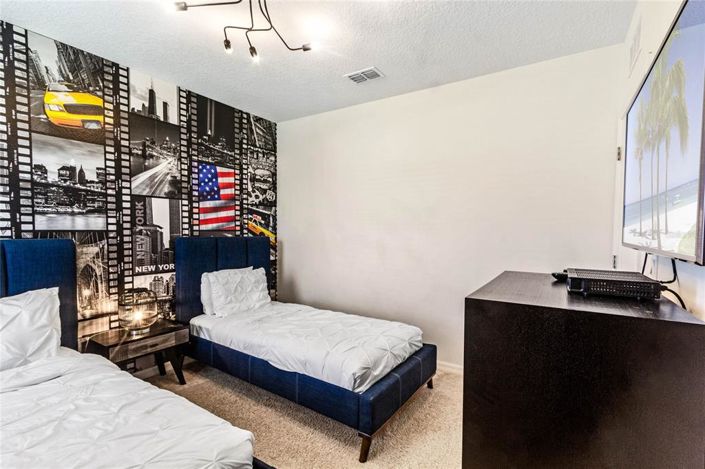 Image No.45-6 Bed House for sale