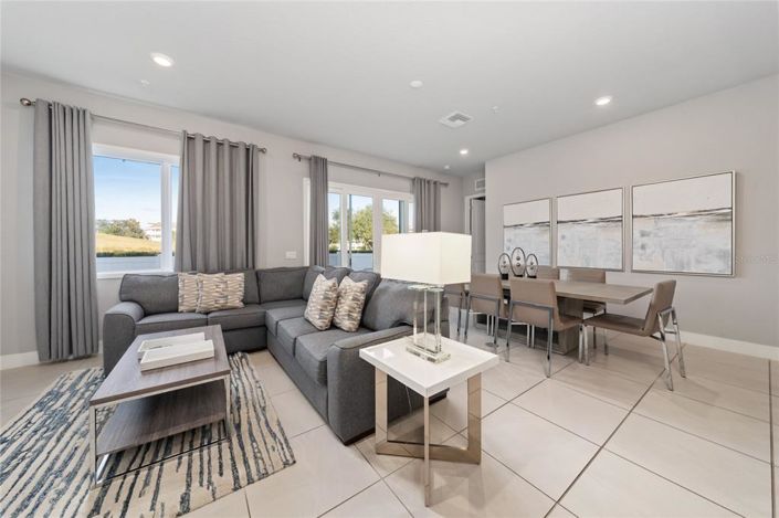 Image No.5-Appartement de 3 chambres à vendre à Saint John