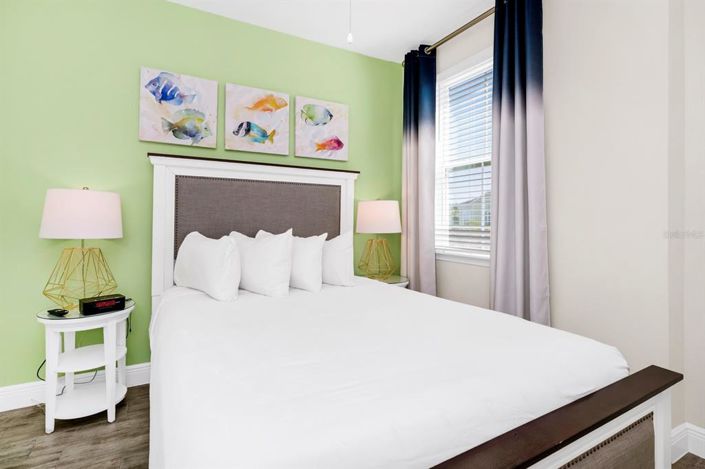 Image No.19-4 Bed Townhouse for sale