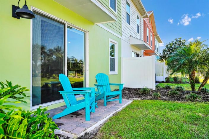 Image No.24-4 Bed Townhouse for sale