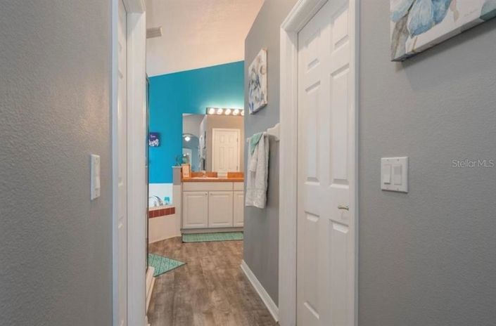 Image No.14-4 Bed House for sale