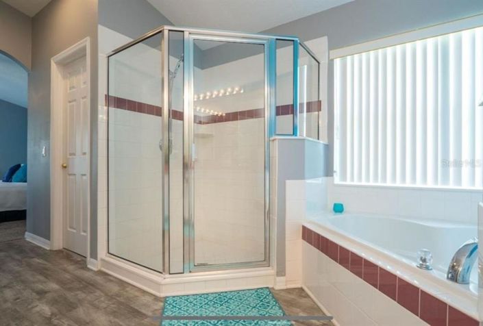 Image No.15-4 Bed House for sale