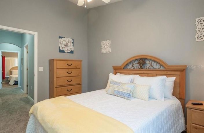 Image No.18-4 Bed House for sale