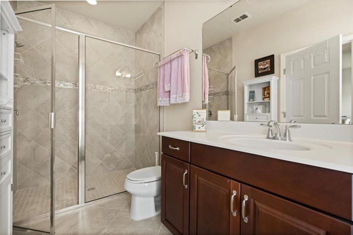 Image No.10-5 Bed House for sale