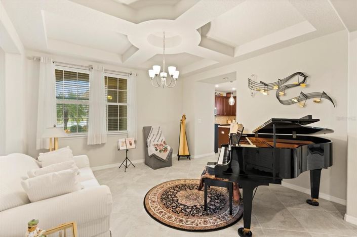 Image No.5-5 Bed House for sale