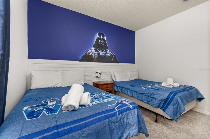 Image No.32-4 Bed Townhouse for sale