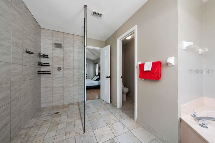 Image No.20-3 Bed House for sale