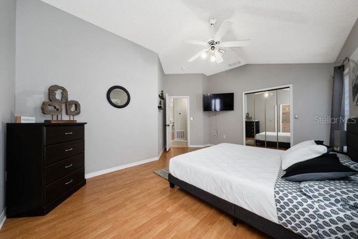 Image No.21-3 Bed House for sale