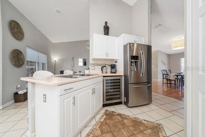 Image No.9-3 Bed House for sale