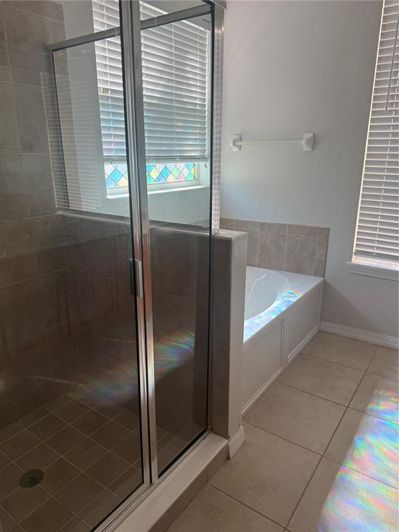 Image No.18-4 Bed House for sale