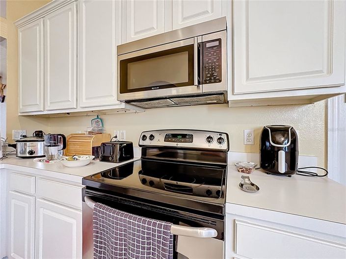 Image No.2-4 Bed House for sale