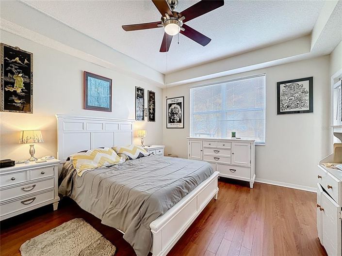 Image No.20-4 Bed House for sale