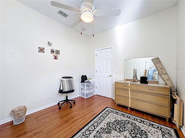 Image No.21-4 Bed House for sale