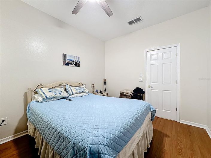 Image No.26-4 Bed House for sale