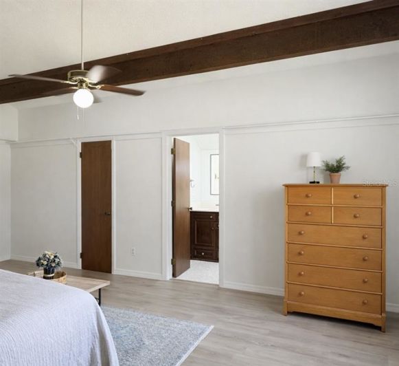 Image No.10-4 Bed House for sale