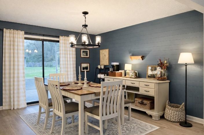 Image No.16-4 Bed House for sale