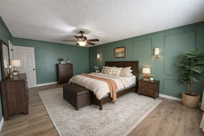 Image No.30-4 Bed House for sale