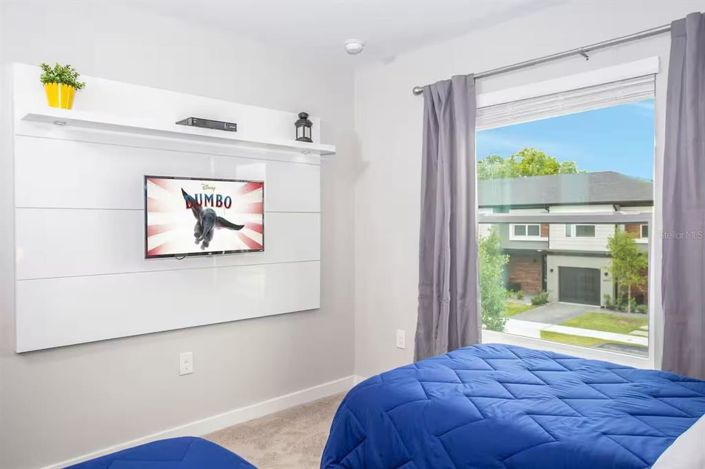 Image No.17-4 Bed Townhouse for sale