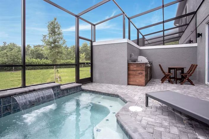 Image No.28-Maison de ville de 4 chambres à vendre à Saint John