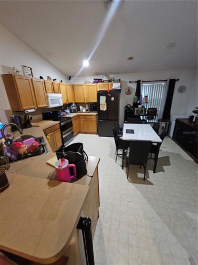 Image No.3-4 Bed House for sale