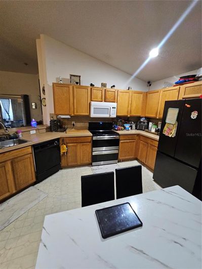 Image No.5-4 Bed House for sale