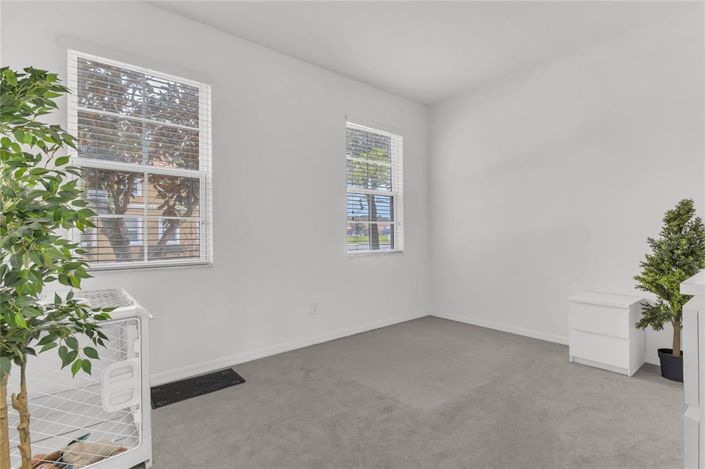 Image No.18-4 Bed Townhouse for sale