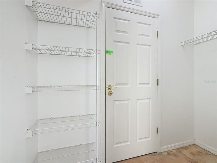 Image No.24-4 Bed House for sale