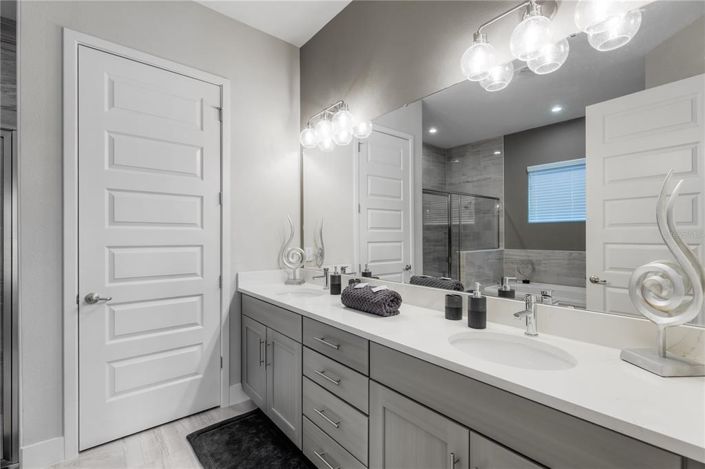 Image No.49-6 Bed House for sale