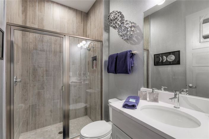 Image No.51-6 Bed House for sale