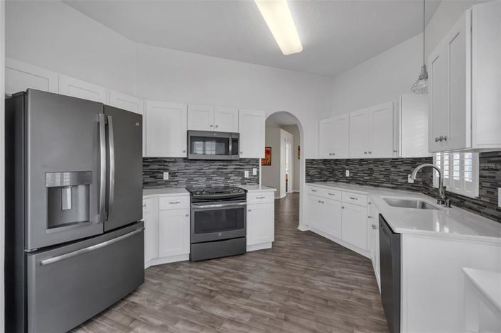 Image No.15-2 Bed House for sale