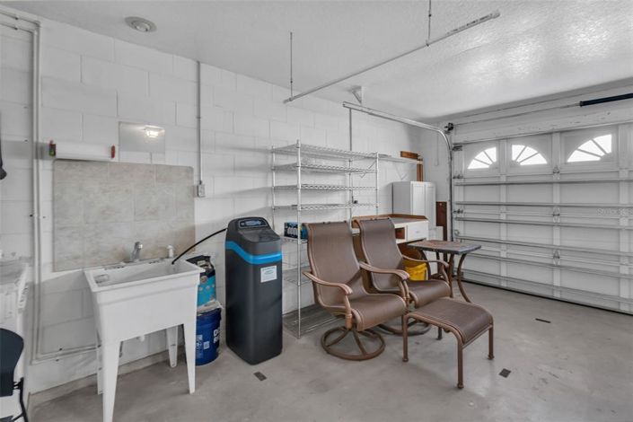 Image No.33-2 Bed House for sale
