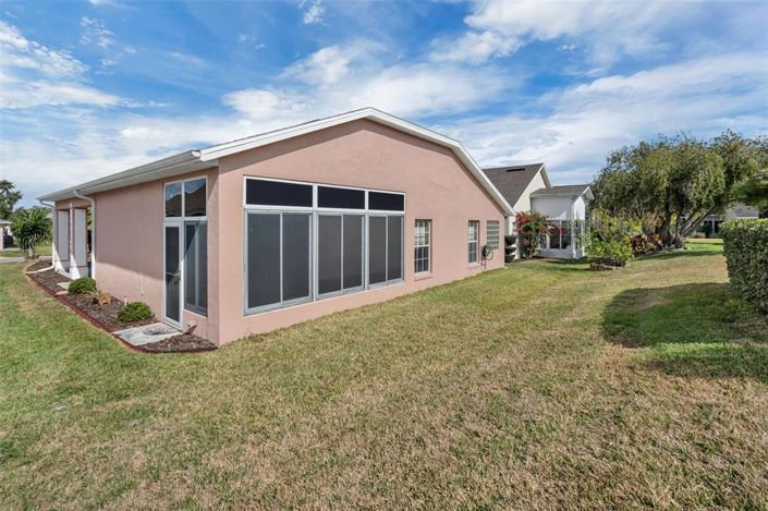 Image No.37-2 Bed House for sale