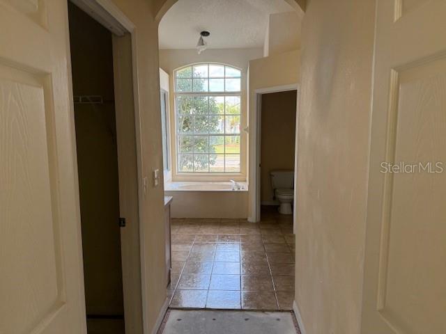 Image No.11-4 Bed House for sale