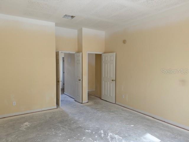 Image No.13-4 Bed House for sale