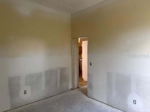 Image No.16-4 Bed House for sale