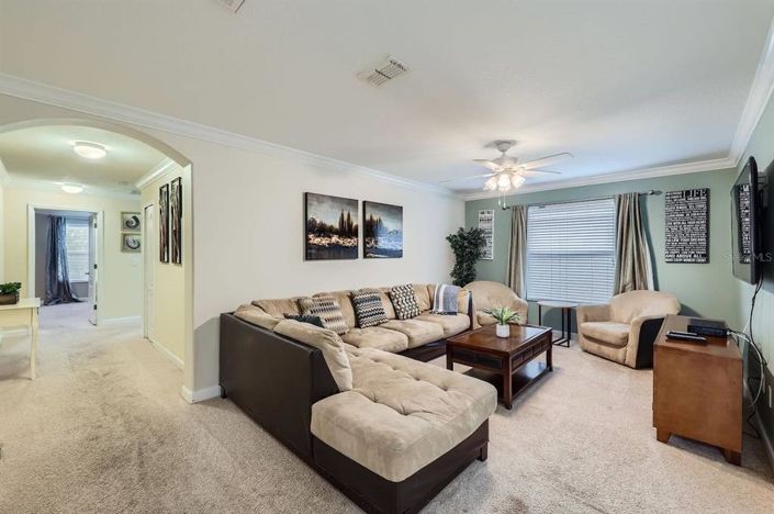 Image No.27-6 Bed House for sale