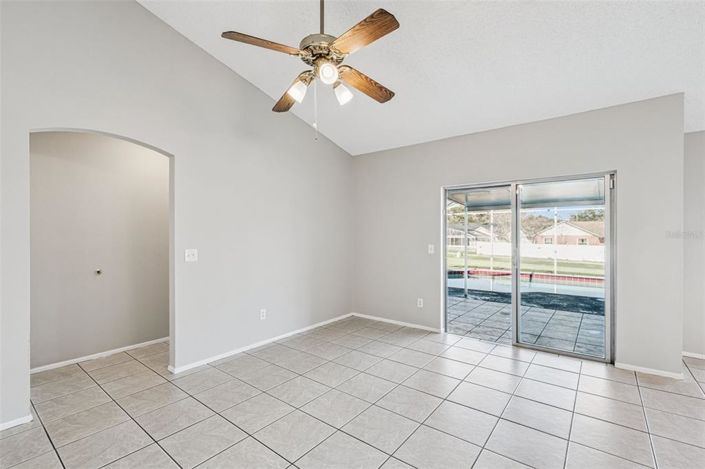 Image No.6-Maison de 3 chambres à vendre à Saint John